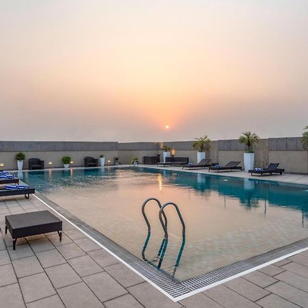 Отель Svelte Delhi, A Member Of Radisson Individuals Нью-Дели Экстерьер фото